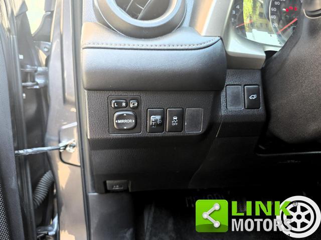 TOYOTA RAV 4 2.0 D-4D 4WD Lounge
