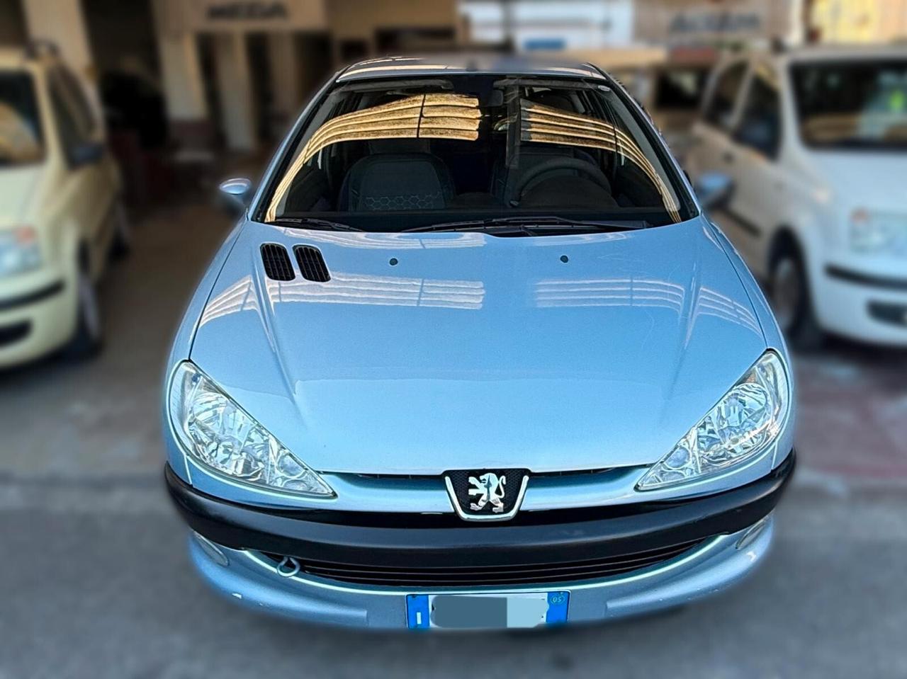 Peugeot 206 1.4 3p. aut. XT