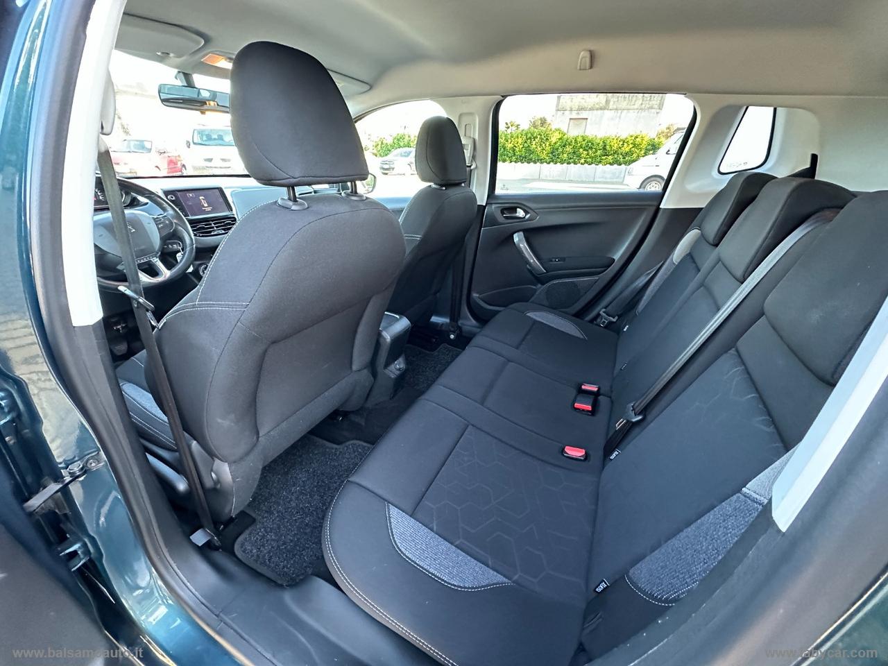 PEUGEOT 2008 BlueHDi 100 Allure