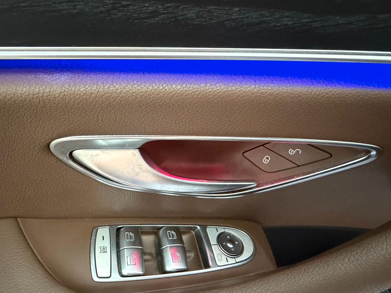 Mercedes-benz E 220 d S.W. 4Matic Auto Premium Plus All-Terrain