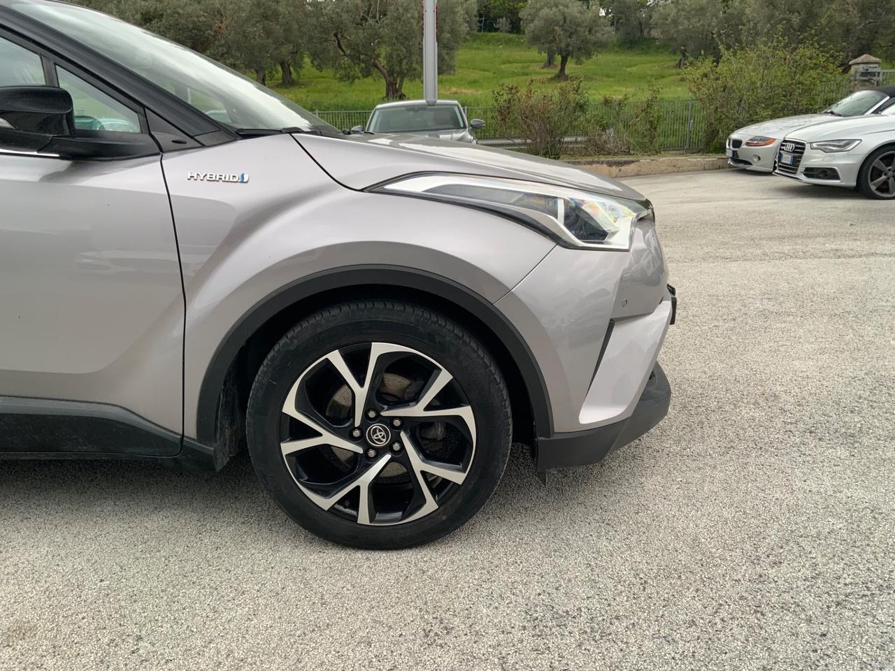 Toyota C-HR 1.8 Hybrid E-CVT Trend