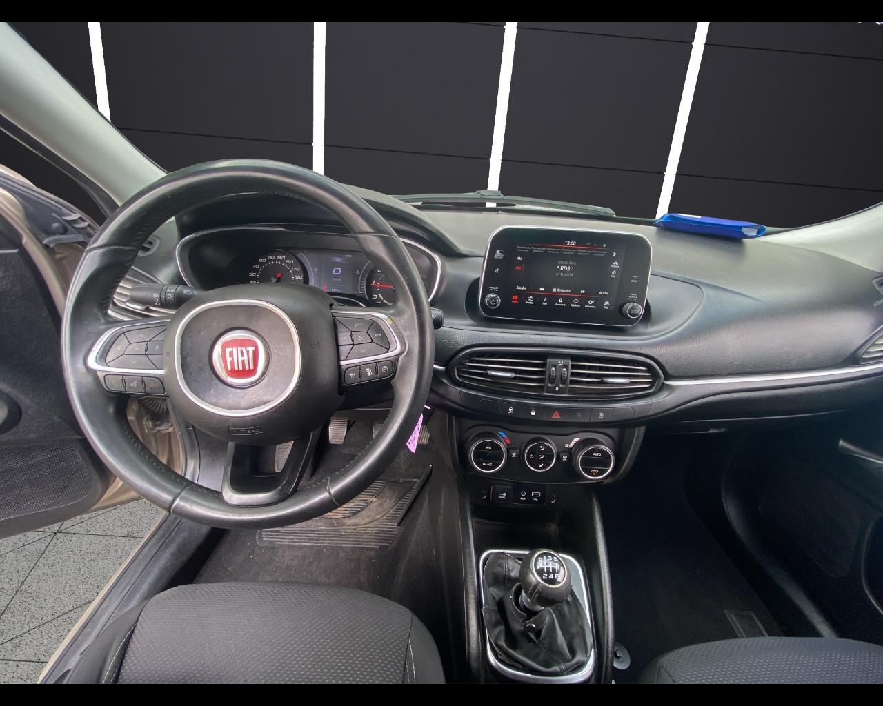 FIAT Tipo (2015-->) - Tipo 1.6 Mjt S&S 5 porte Easy