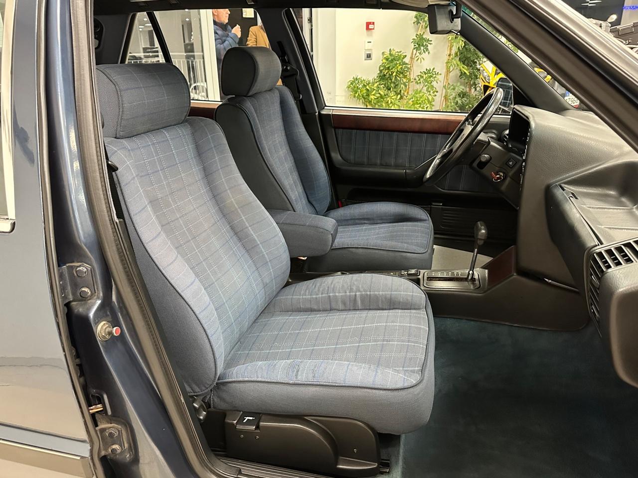 Lancia Thema 2.0 i.e. 16V Automatica - 1990