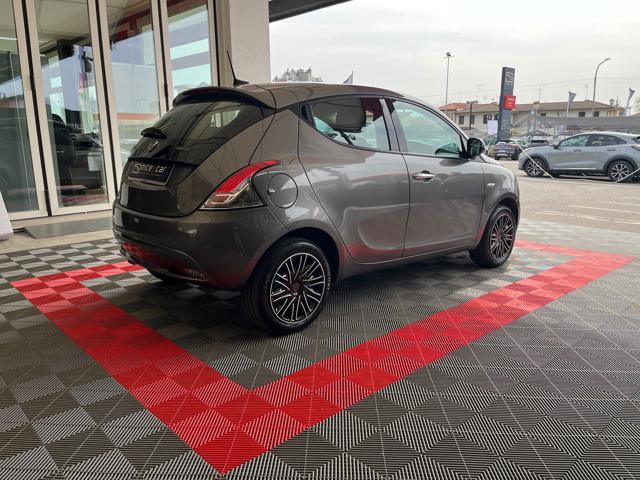 LANCIA Ypsilon 1.0 FireFly 5 porte S&S Hybrid Gold