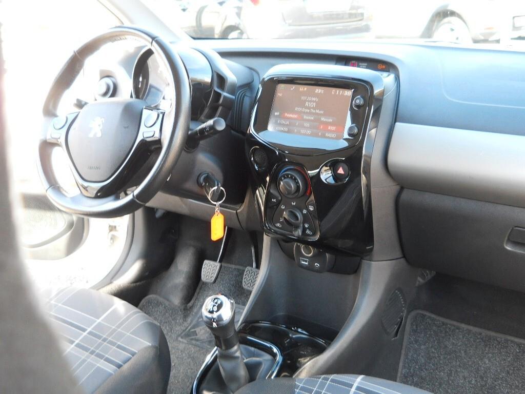 Peugeot 108 VTi 68 5 porte allure full