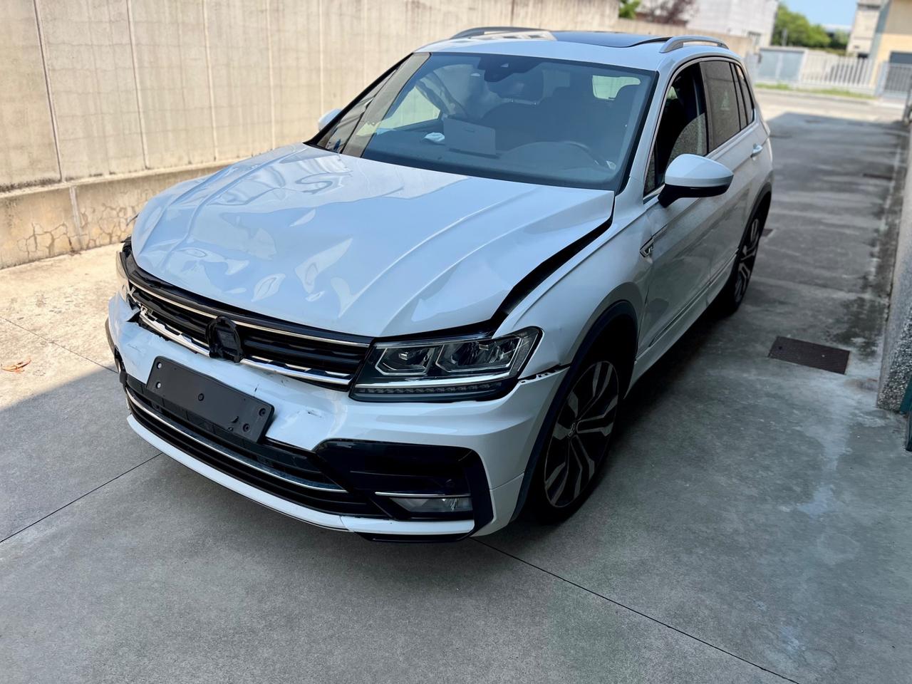Volkswagen Tiguan 2.0 BiTDI SCR DSG 4MOTION Advanced R-Line BMT
