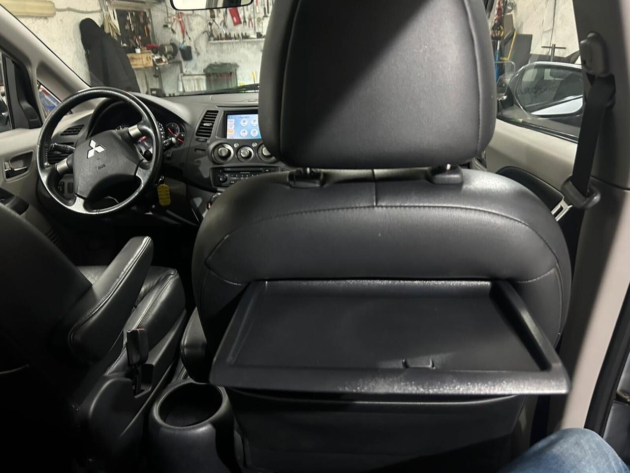 Mitsubishi Grandis 2.0 DI-D 7 posti Intense