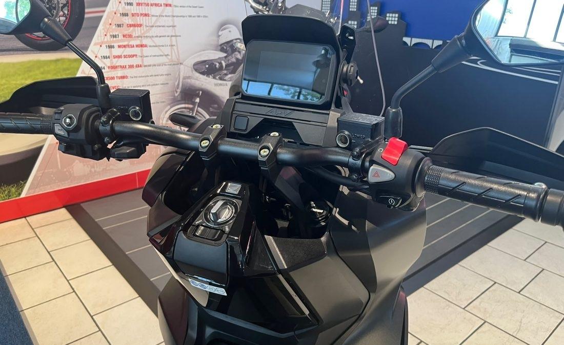 Honda ADV 350