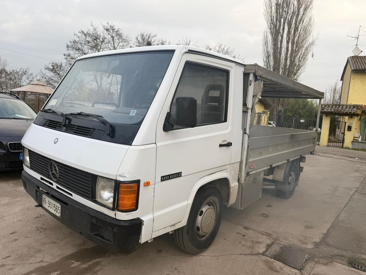 Mercedes MB 100 D Cassonato