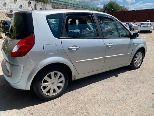 Renault Scenic Scénic 1.6 16V Conquest