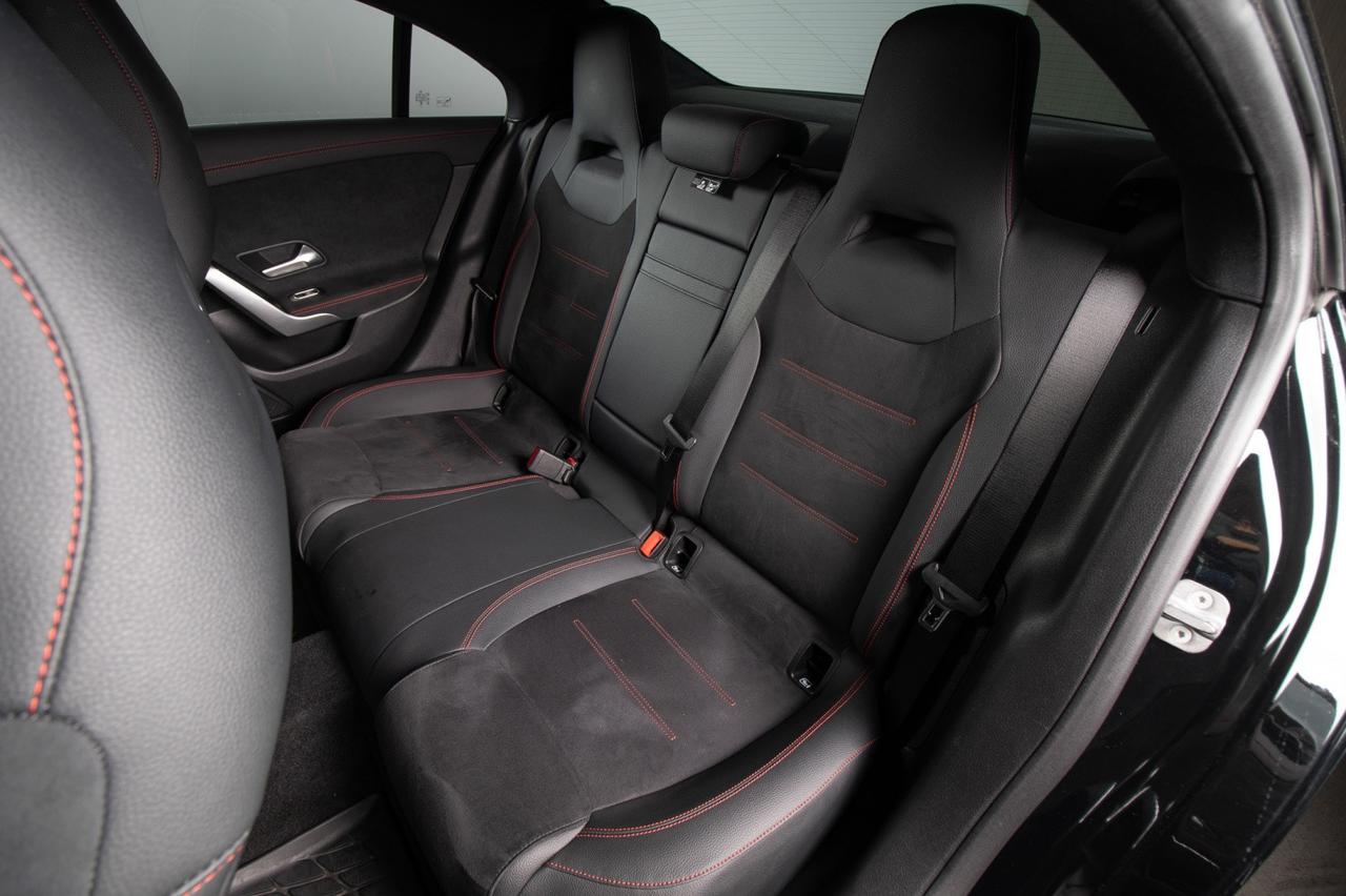 Mercedes-Benz CLA 200 Coupe Premium Amg Auto Restyling