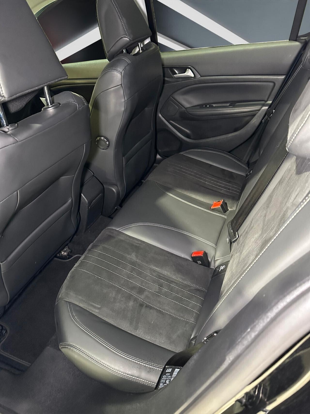 Peugeot 308 BlueHDi 120 S&S EAT6 GT Line