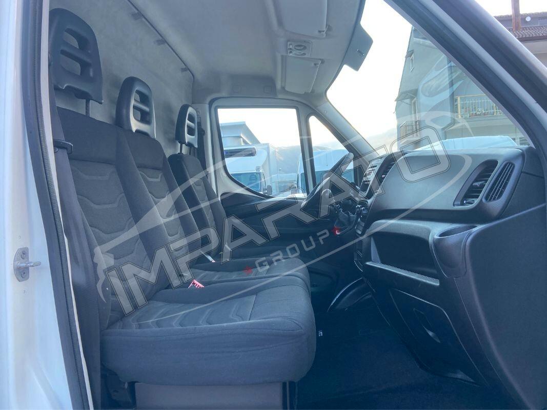 Iveco Daily H2 QUAD-LEAF RG 3.0 204CV EURO 5B