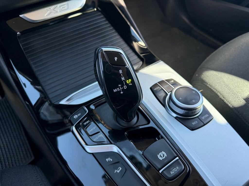 BMW X3 20 d Business Advantage xDrive Steptronic