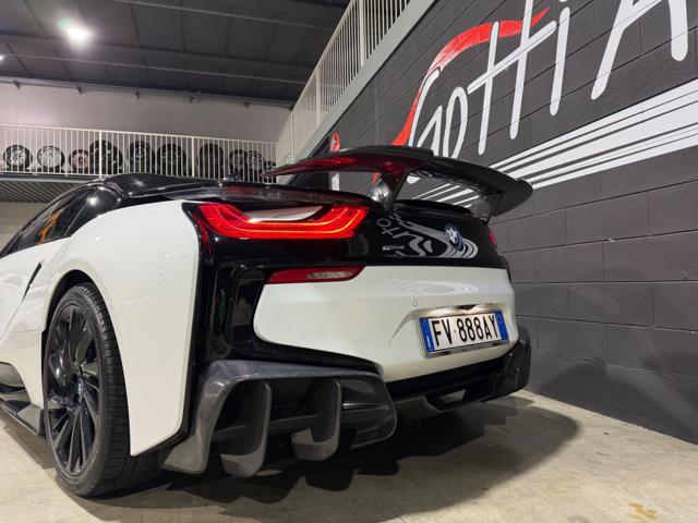 BMW i8 374HP KIT CARBONIO FULL OPTIONAL