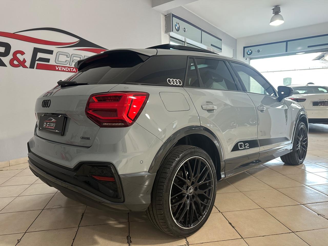 Audi Q2 35 TDI S tronic Identity Black
