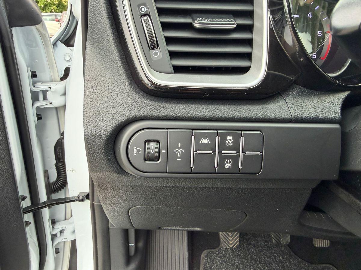 KIA - cee'd - ibrido 1.6 CRDi 136 CV 5p. Evolution