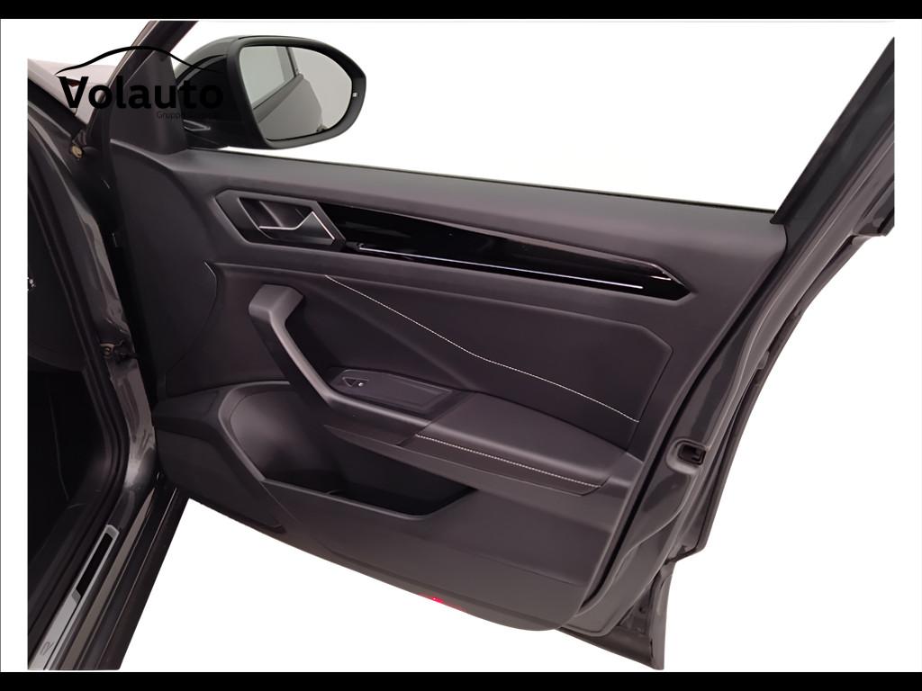 VOLKSWAGEN T-Roc 2022 - T-Roc 1.0 tsi R-Line 110cv