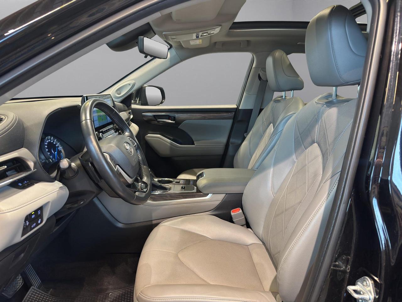 Toyota Highlander 2.5h Executive e-cvt