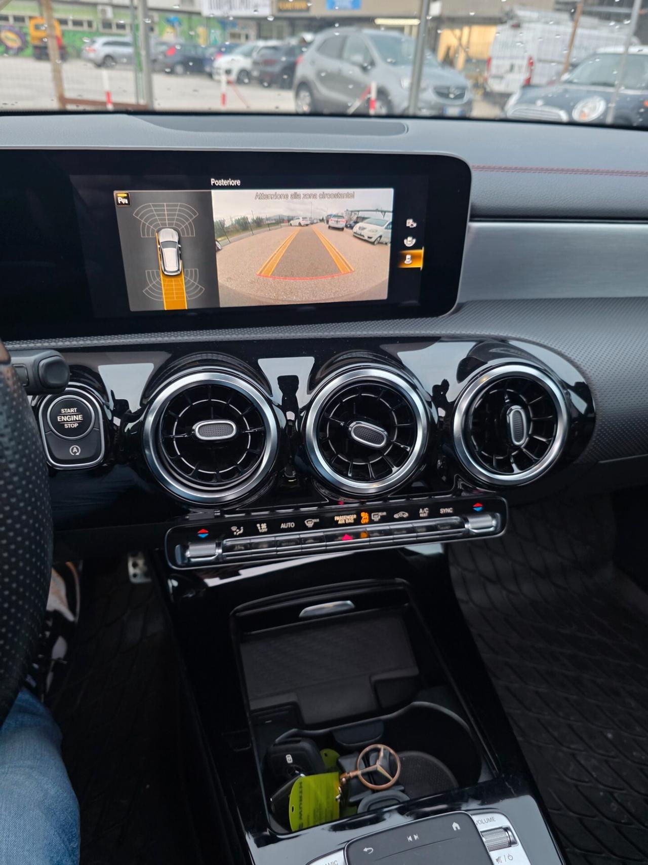 Mercedes-benz CLA 200 SHOOTING BRAKE PREMIUM 12 MESI GARANZIA