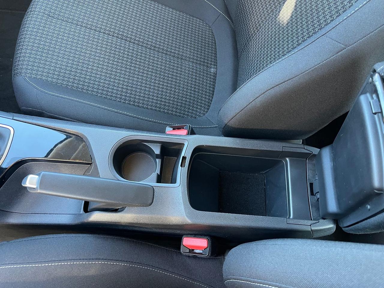 Peugeot 308 1.5 Blue HDI 100 Active #10305