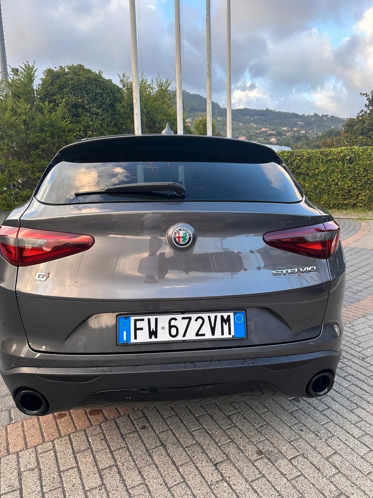 Alfa Romeo Stelvio 2.2 Turbodiesel 210 CV AT8 Q4 Veloce