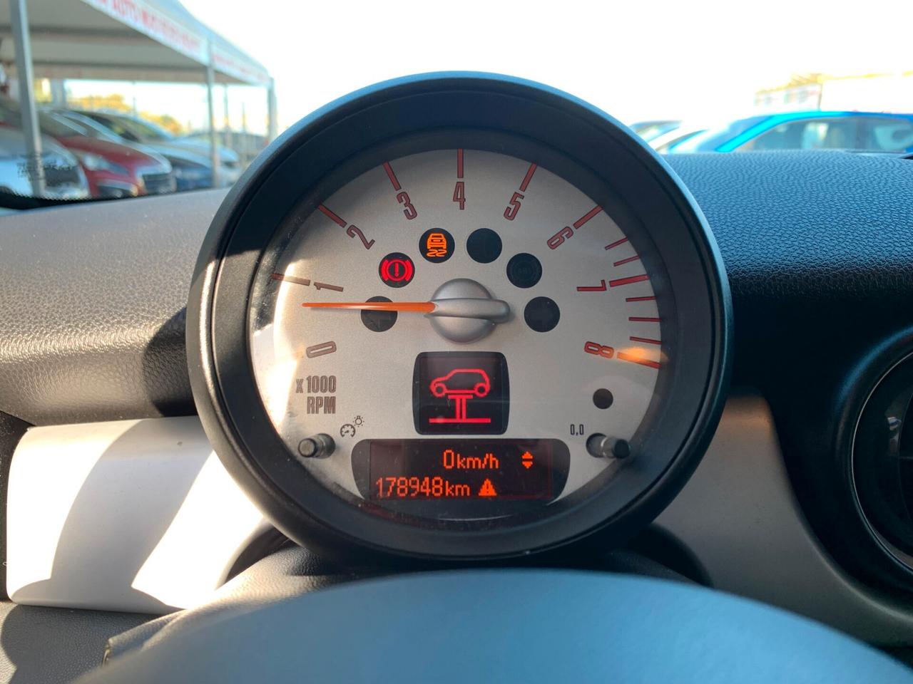 Mini 1.6 16V One (72kW)