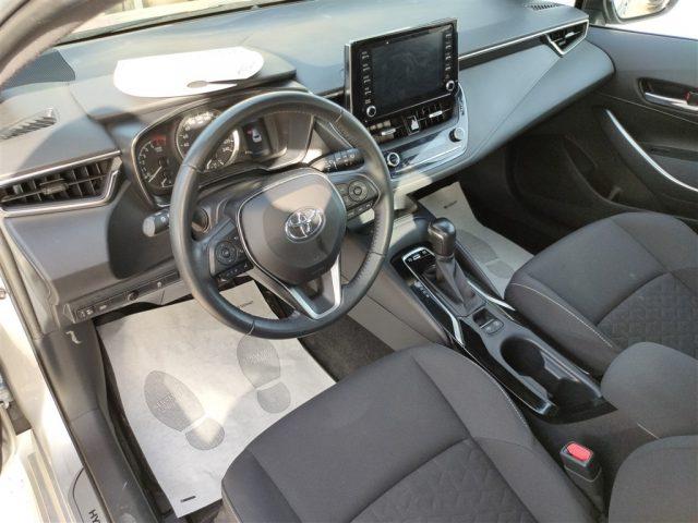 TOYOTA Corolla 1.8 Hyb. CRUISE,CLIMA,TELECAMERA,CARPLAY ..