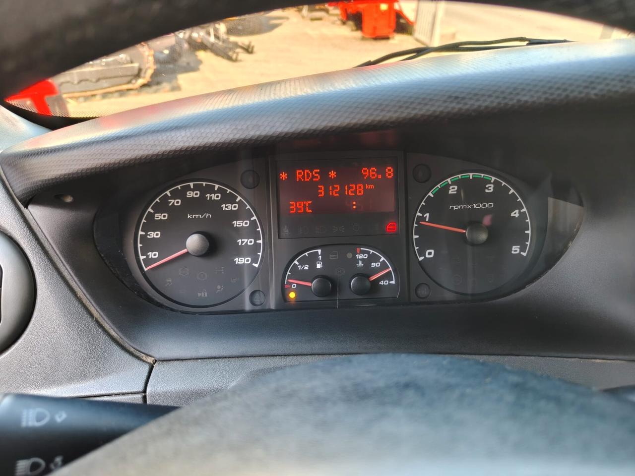 Iveco Daily 35 C15 Ribaltabile + Gru - 2013