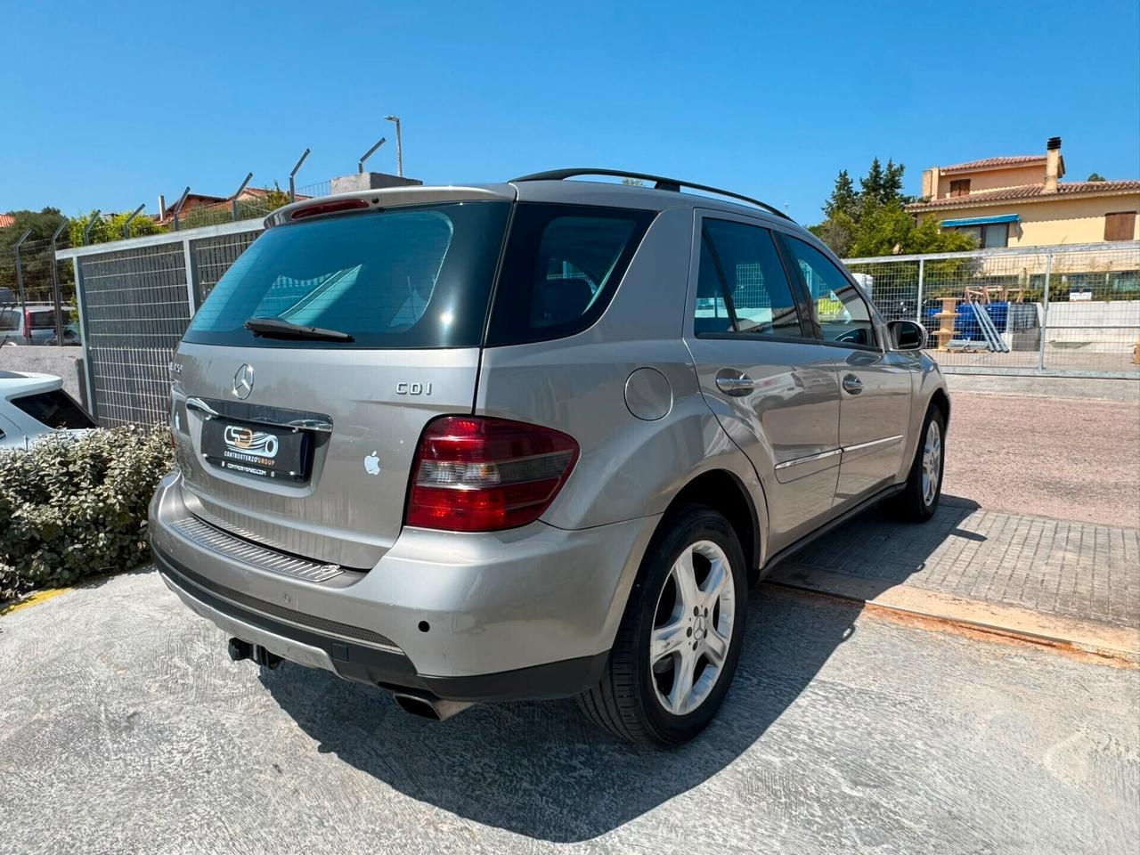MERCEDES ML320-GANCIO TRAINO