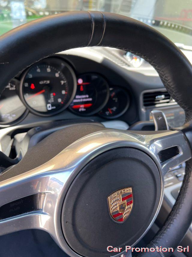 PORSCHE 911 3.8 Carrera 4 GTS Coupé