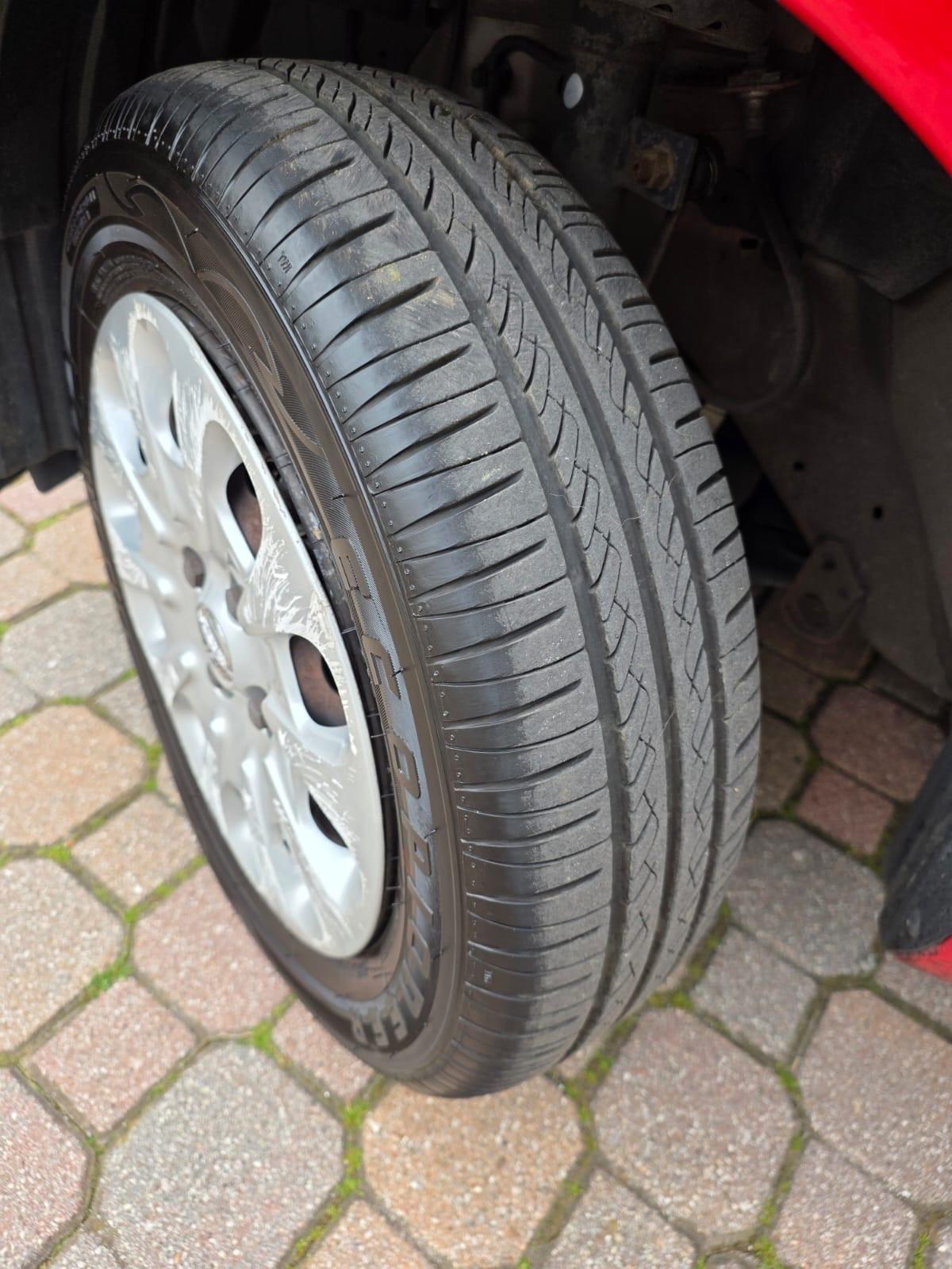 Nissan Micra 1.2 16V 5 p. Euro 4