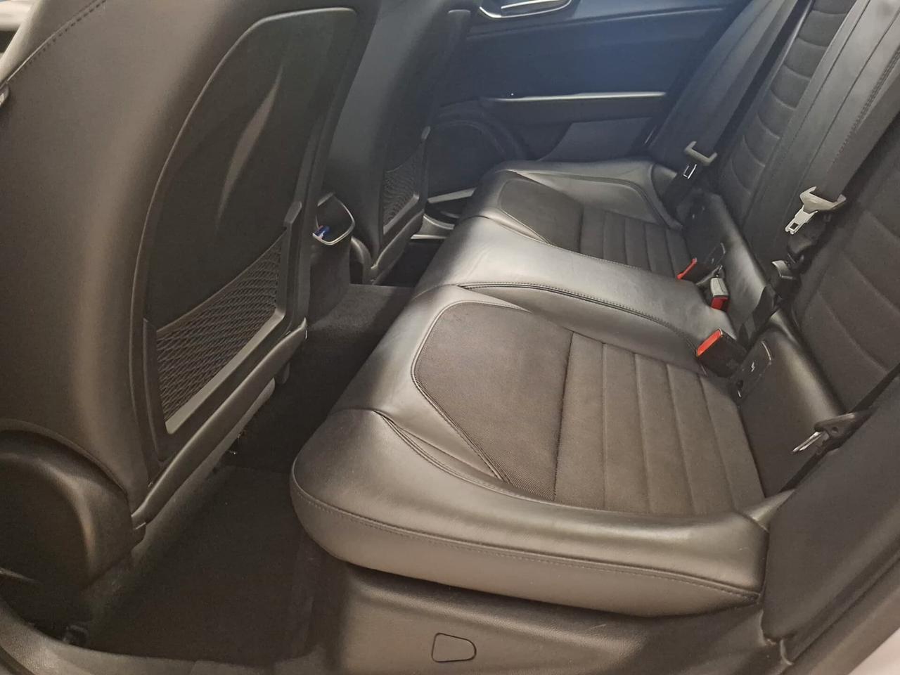 Alfa Romeo Giulia 2.2 Turbodiesel 190 CV AT8 Executive