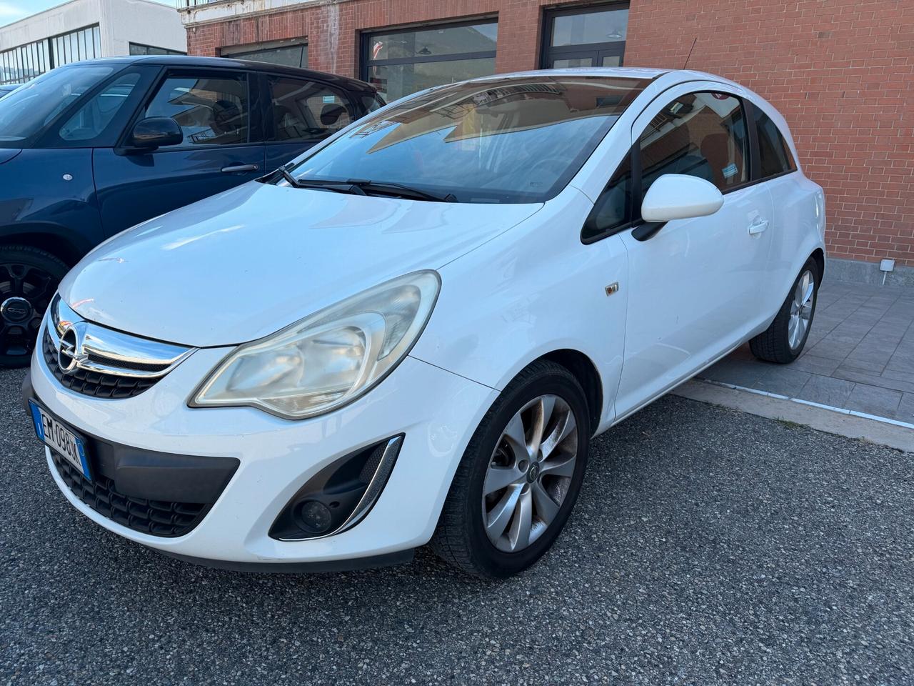 Opel Corsa 1.2 3 porte Elective