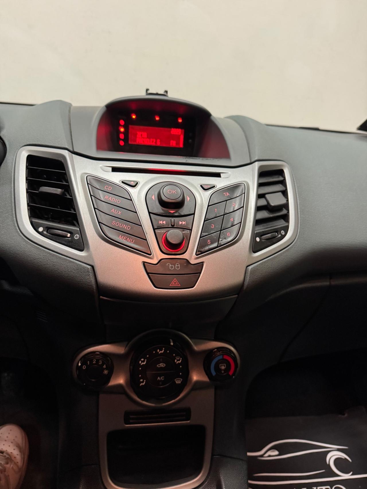 Ford Fiesta 1.2 82 CV 5 porte Titanium