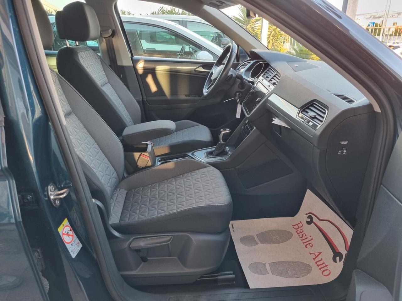 Volkswagen Tiguan II 2021 2.0 tdi Life 150cv dsg