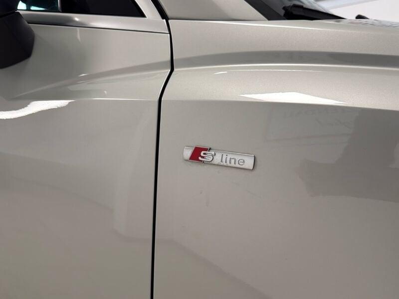 Audi Q3 Sportback 40 TDI quattro S tronic Business Plus