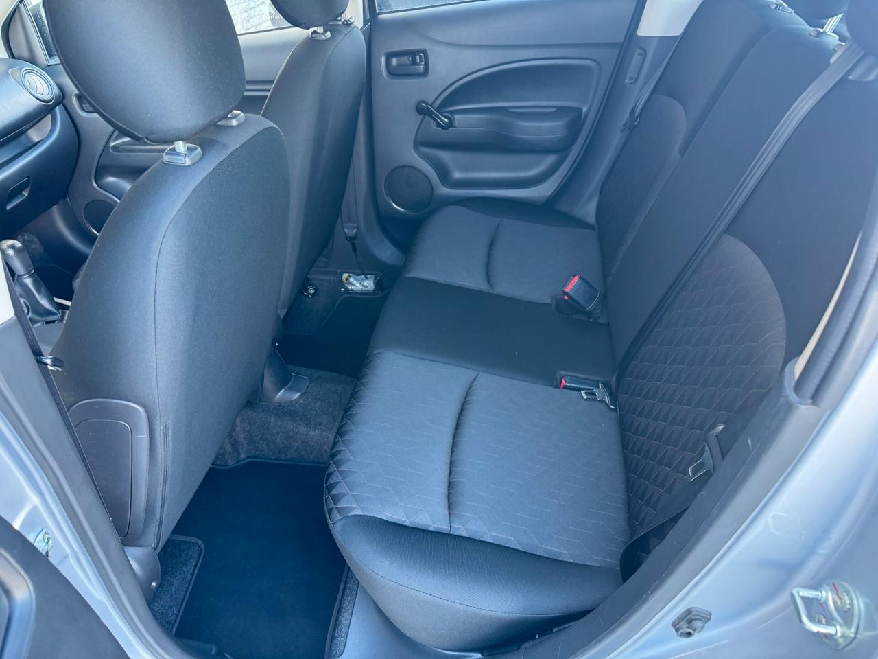Mitsubishi Space Star 1.2 Intense 5p