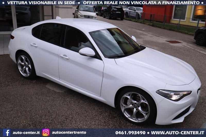 Alfa Romeo Giulia 2.2 Turbo Diesel AT8 160CV Super
