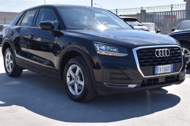 AUDI Q2 30 TDI S tronic Business *Telecamera, Navigatore*