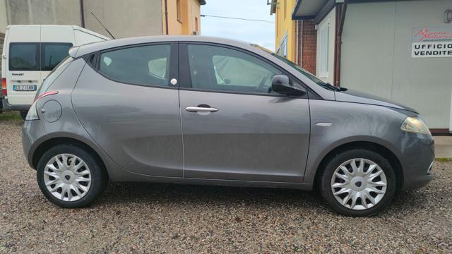 LANCIA Ypsilon 1.2 69 CV 5 porte GPL Ecochic OK NEOPATENTATI