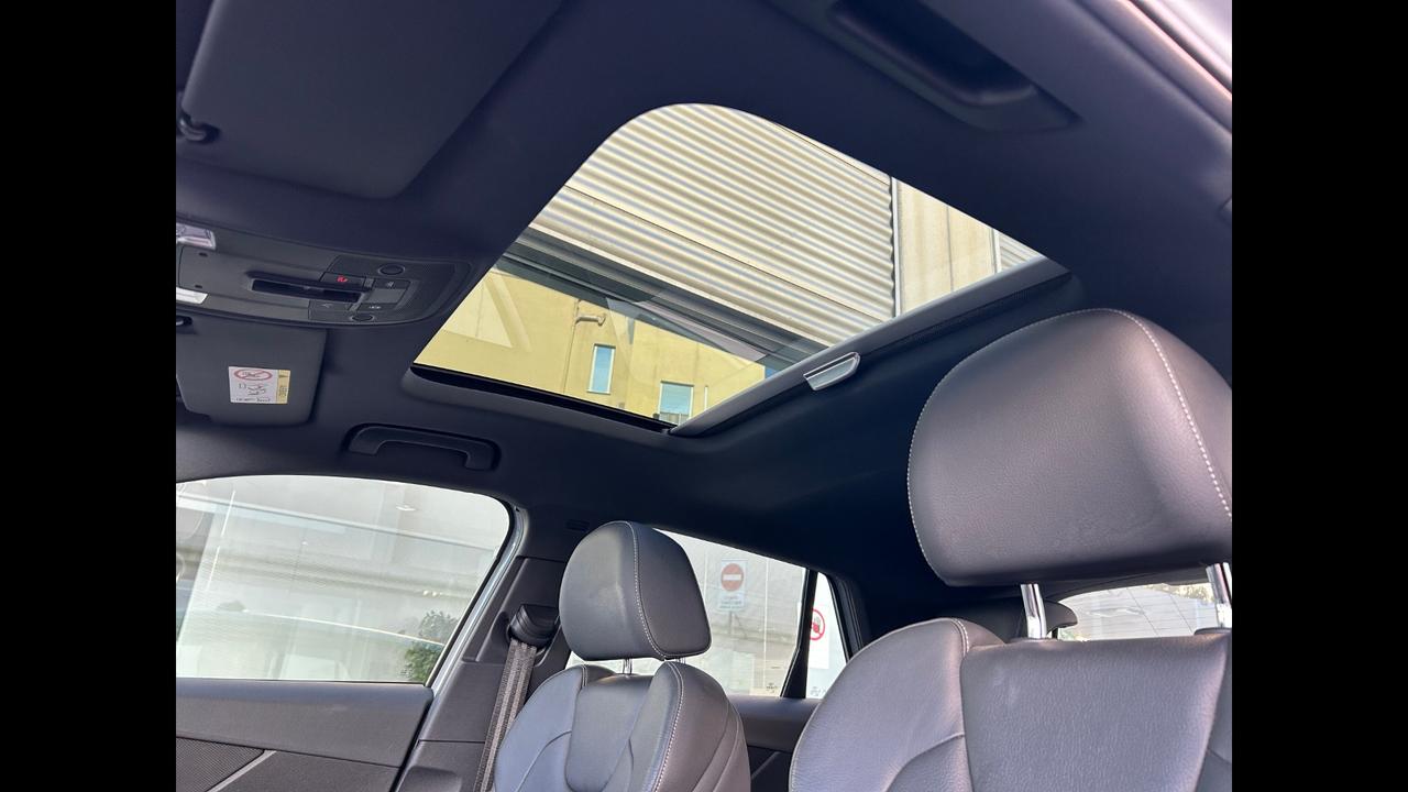 Audi Q2 35 TFSI S TRONIC