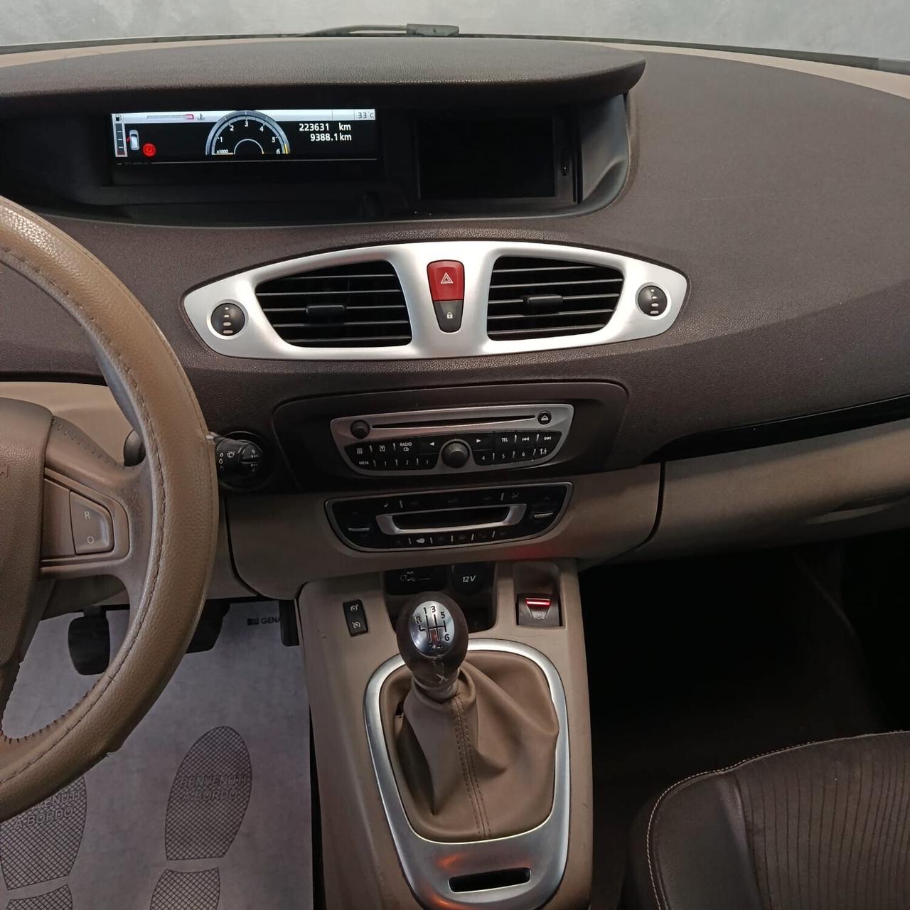 Renault SCENIC 1.9 DCI