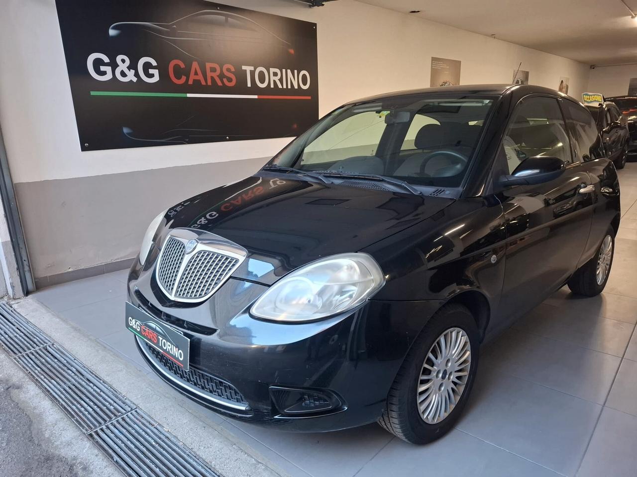 Lancia Ypsilon 1.2 Argento