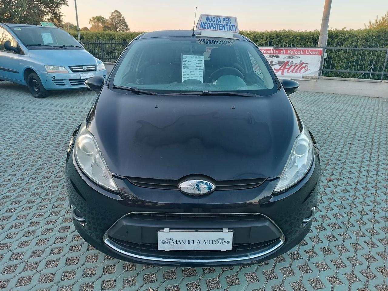 Ford Fiesta 1.2 Benzina-NEOPAT-132.000-2009