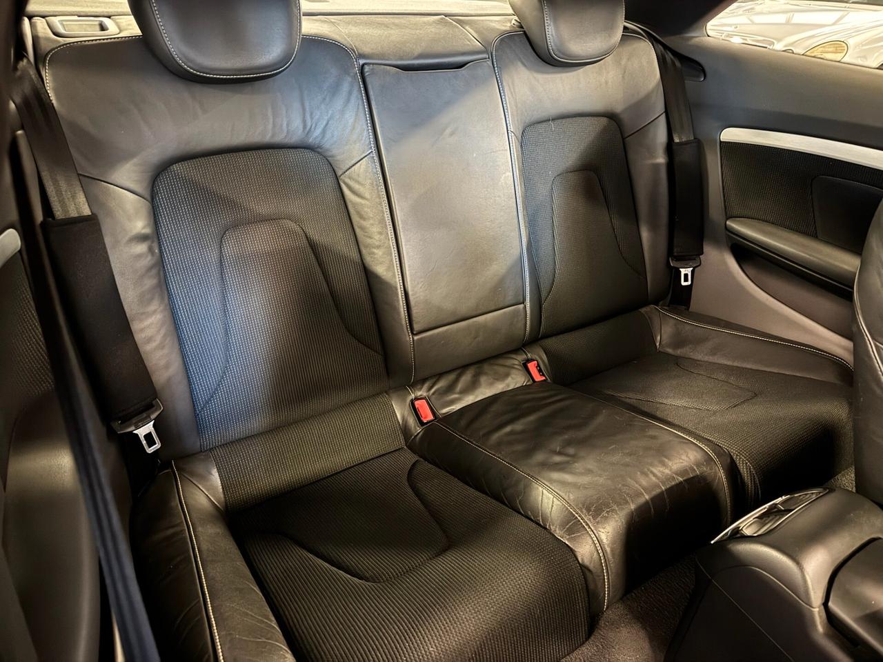 Audi A5 2.0 TFSI 180 CV Ambiente