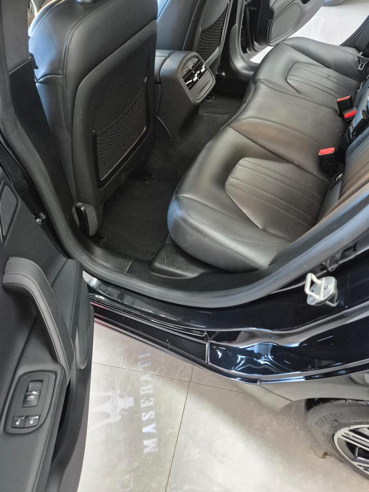 Maserati Ghibli 330 CV MHEV GT