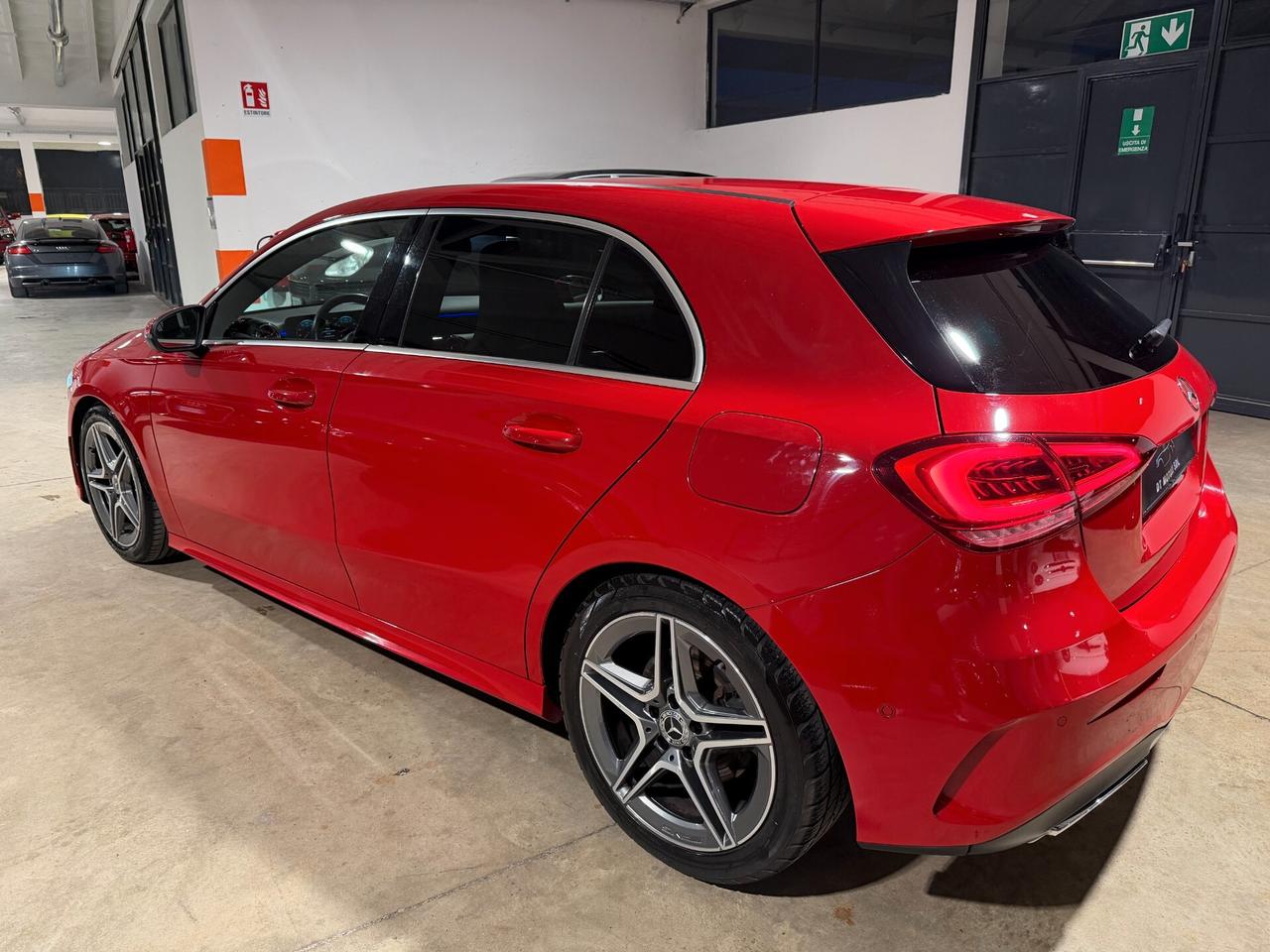 Mercedes-benz A 180 Premium AMG-LUCI-SCHERMI-CERCHI 19