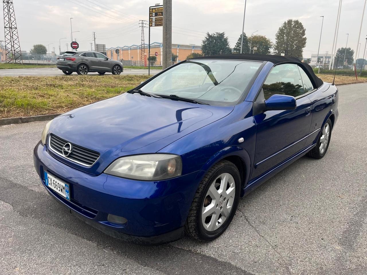 Opel Astra Cabrio 1.6i 16V twin port cat