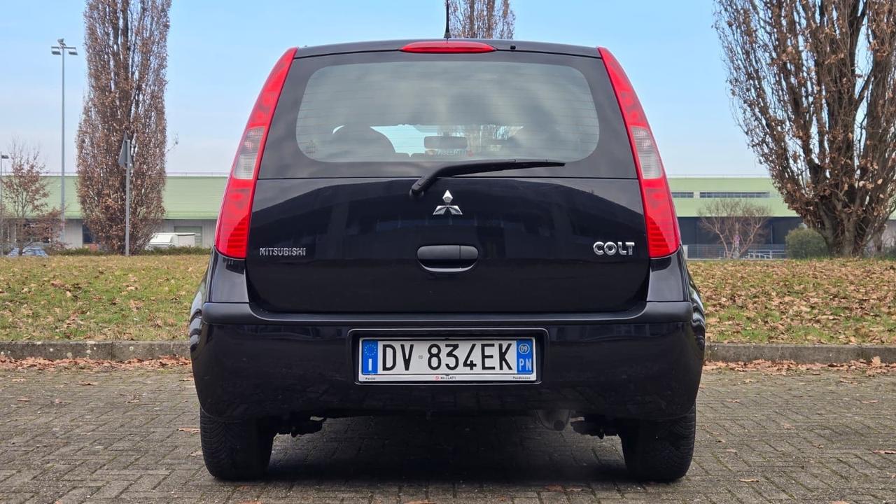 Mitsubishi Colt 1.1 12V 5p. Insport